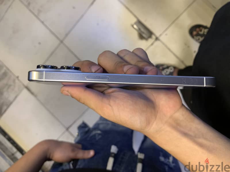 Apple - iPhone 15 Pro Max 7