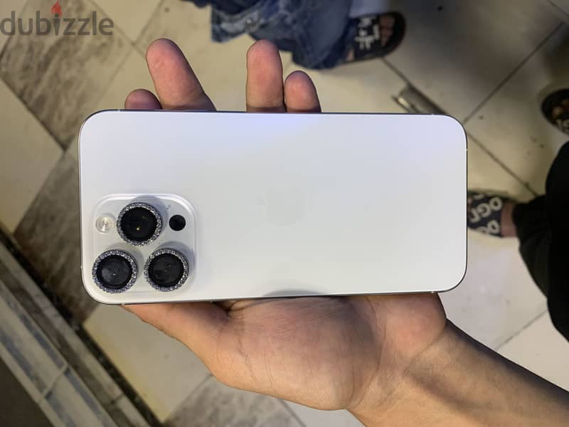 Apple - iPhone 15 Pro Max 8