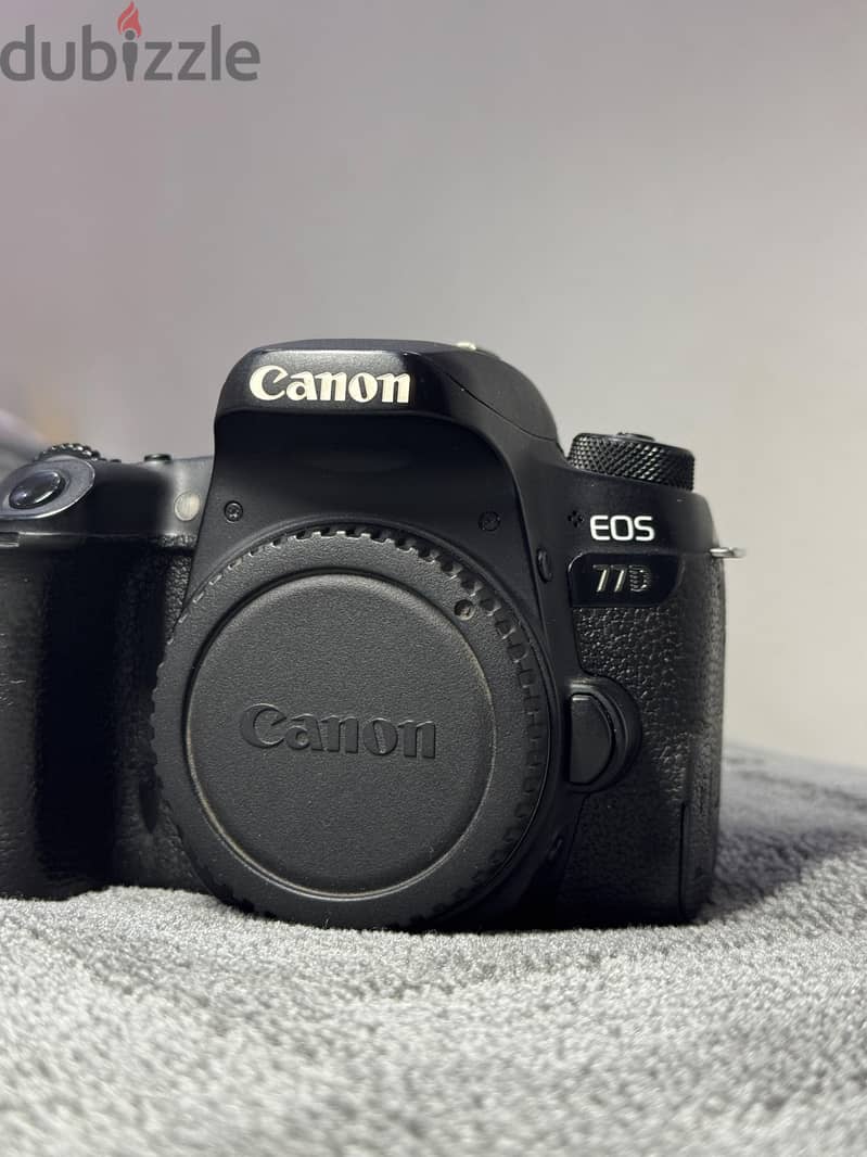 Canon 77D 5