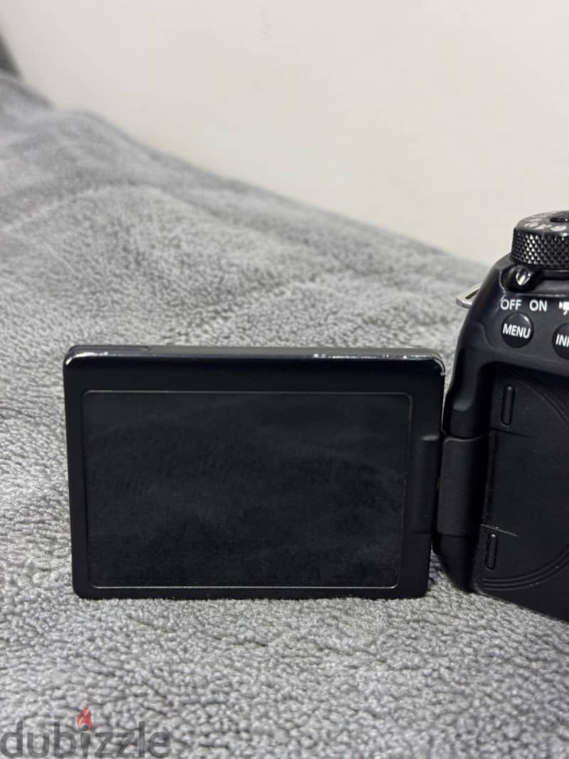 Canon 77D 8