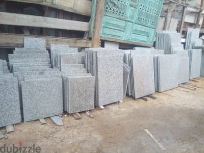 جرانيت طبيعي 40×40 سم للبيع | كمية 1500 متر | للمقاولين والتجار