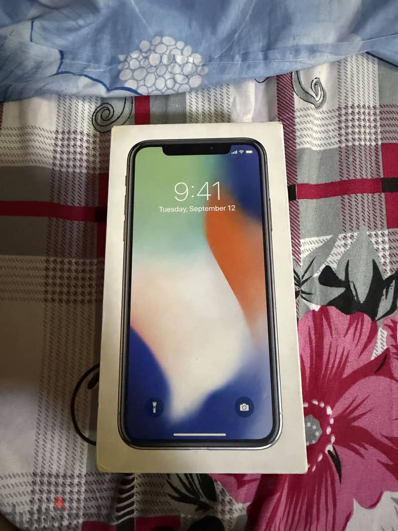 Apple - iPhone XS 1