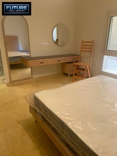 Apartment 300 m + 200 m garden furnished in West Arabella in the Fifth Settlement New Cairo near Arabella Plaza