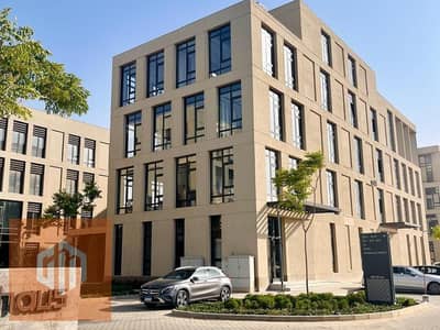 Fully finished 250m office for rent in District 5