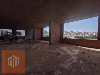 Shop for Rent 700 sqm - Gamal Abdel Nasser Axis - New Cairo