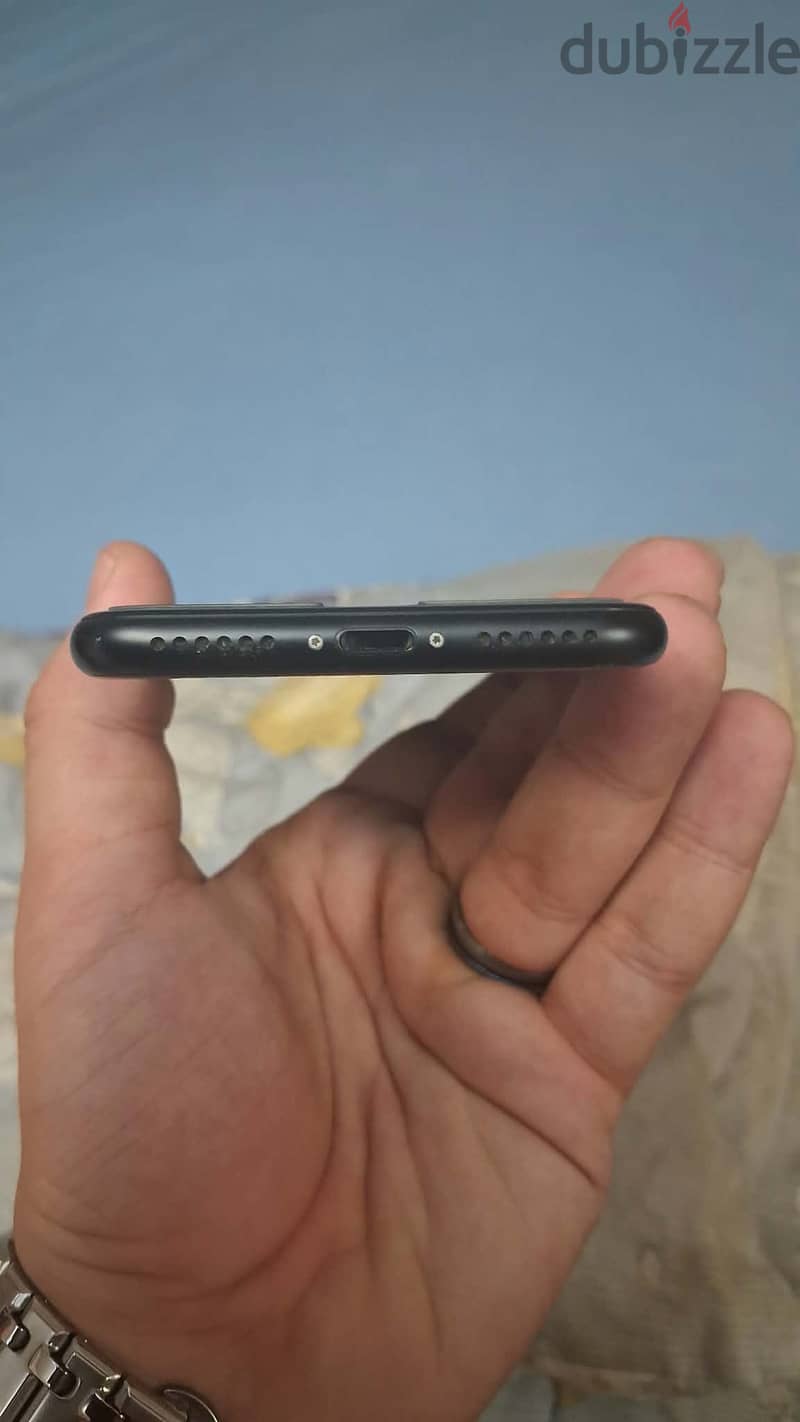 Apple - iPhone SE 2020 5