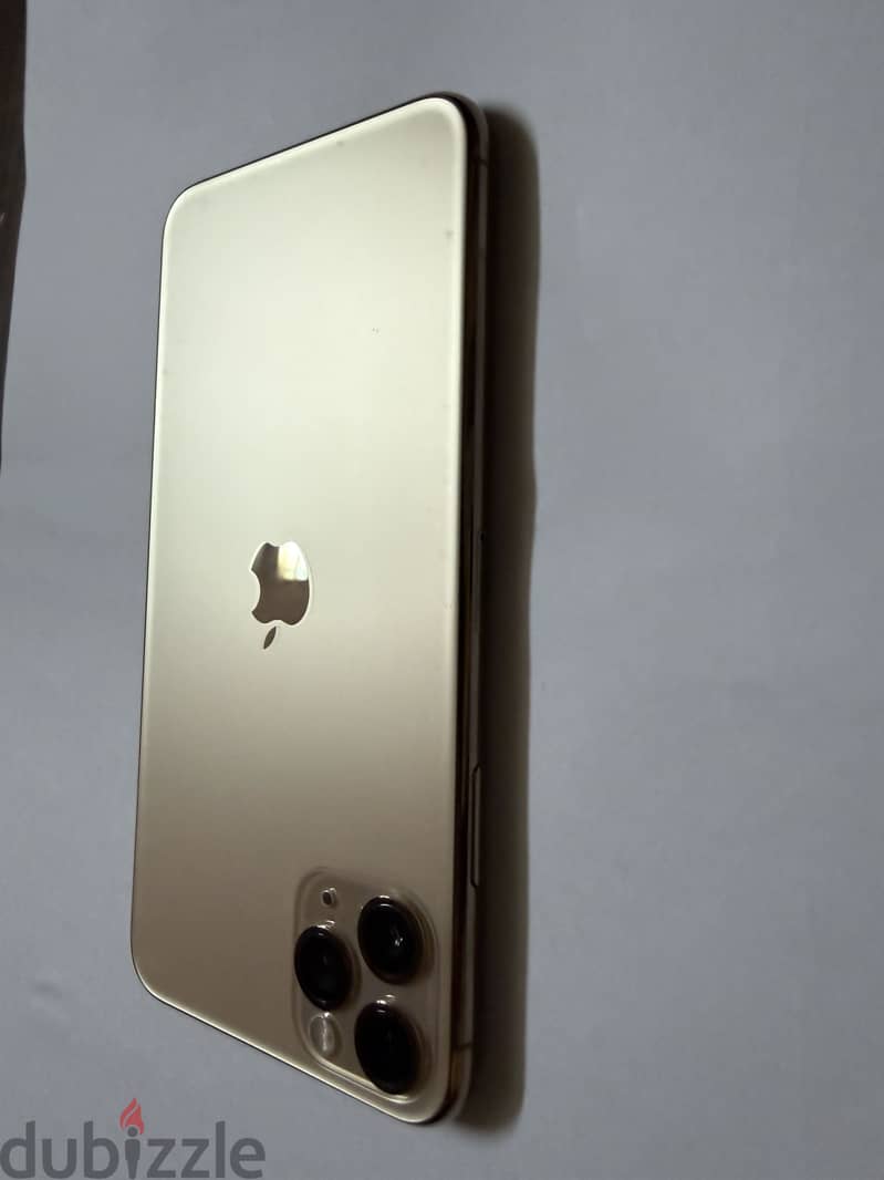 Apple - iPhone 11 Pro Max 2