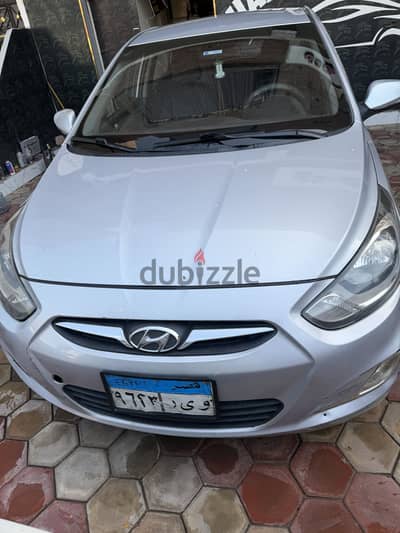 Hyundai Accent 2015