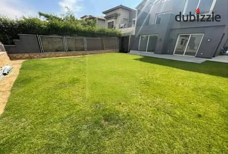 Family house with a view on green space in Bamboo next to The Crown and New Giza and near Arkan Plaza Sheikh zayed