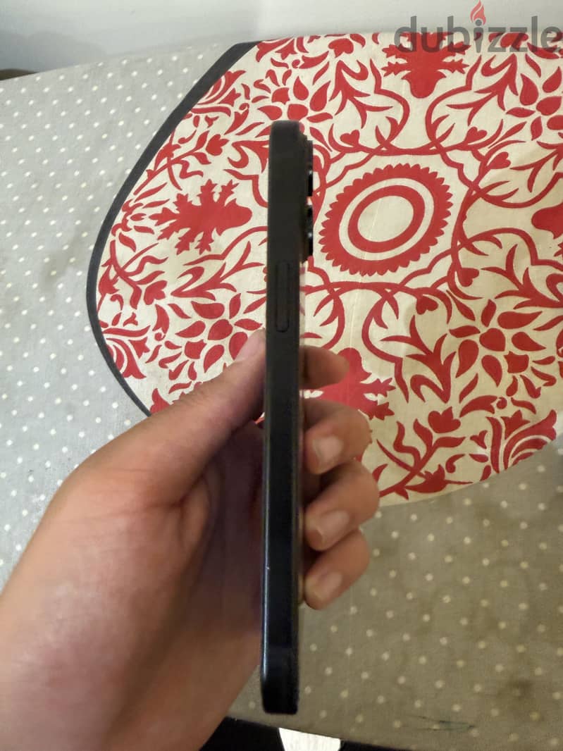 Apple - iPhone 15 4