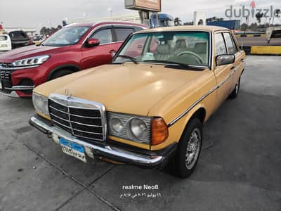 مرسيدس بنز 200 1976