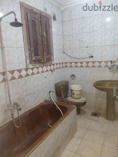 قاعده وحوض حمام