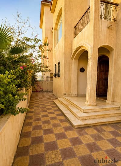 بيت للبيع مساحه 500م اربعه ادوار مطلوب 12مليون