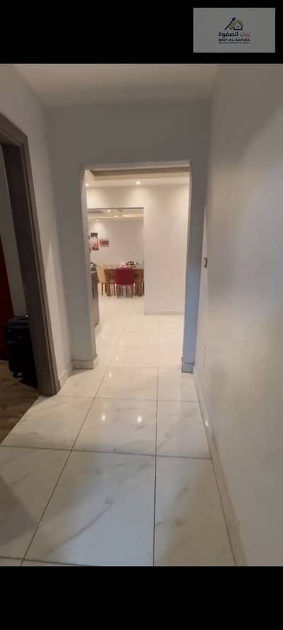 Furnished apartment for rent in a prestigious location in Zahra Al-Maadi, Darna Trees Compound, Saada Street, close to all services and transportation, steps away from Carrefour Ring Road.
