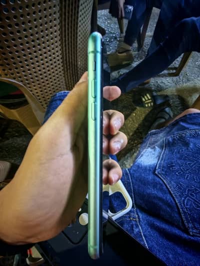 آبل - آيفون 11