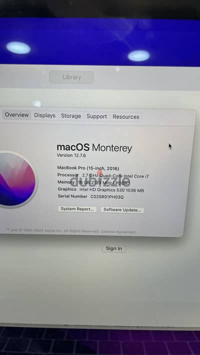 MacBook Pro 2017 15 بوصه