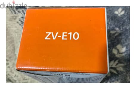 كاميرا سوني zv-E10 استعمال خفيف جدا شبه جديده وارد السعودية للبيع
