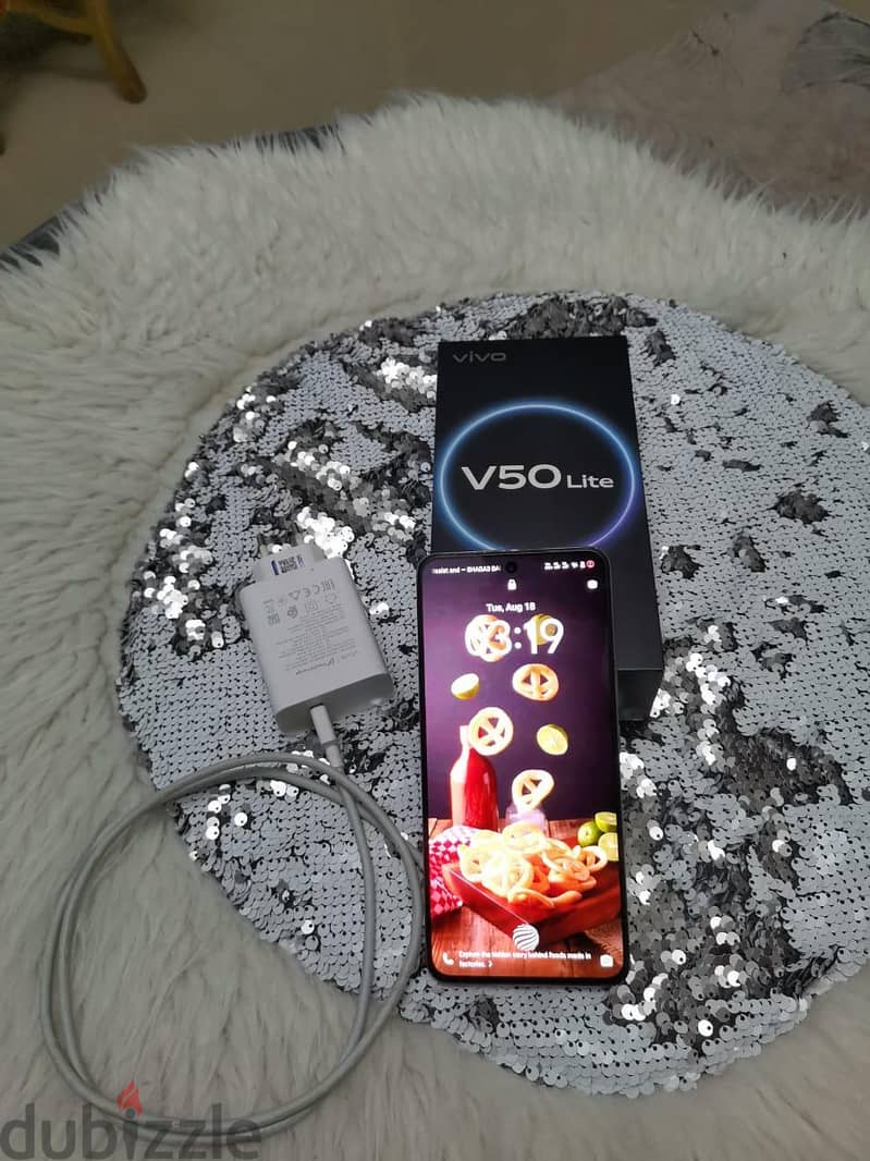 Vivo V50 3
