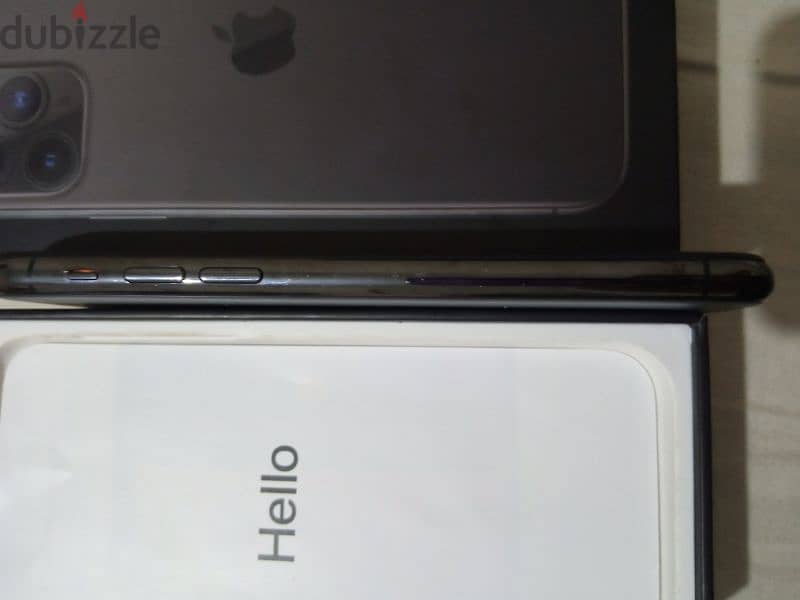 iphone 11 pro 4