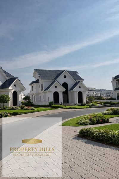 Villa with landscape view, finished and with air conditioning, for sale at the lowest price in Fifth Settlement
