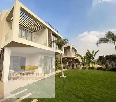 عارضه اخر فيلا في سوديك بتقسيمه ممتازه مع private pool بتشطيب كامل سعرها اقل من السعر الاصلي لسرعه البيع فقط