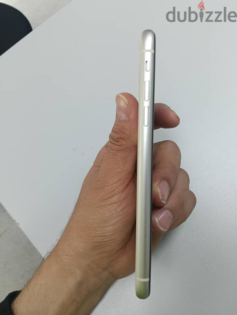 Apple - iPhone 11 3
