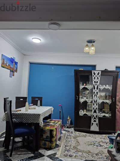 سفرة ونيش للبيع