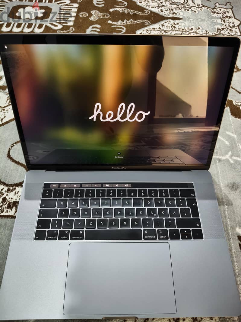 MacBook pro 2018 i9 - 16 giga ram 1
