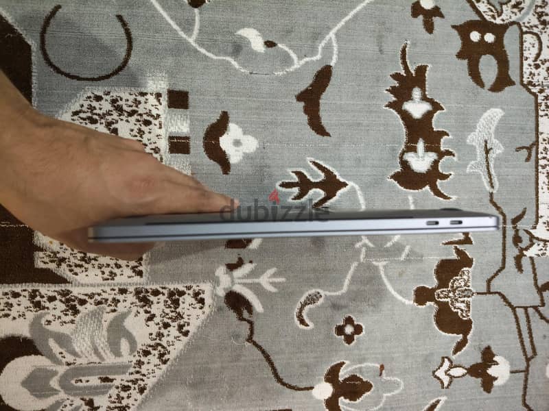 MacBook pro 2018 i9 - 16 giga ram 2