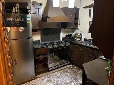 Apartment for rent in sector six