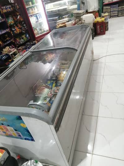 تلاجة ديب فريزر aht ألماني ٢. ٥