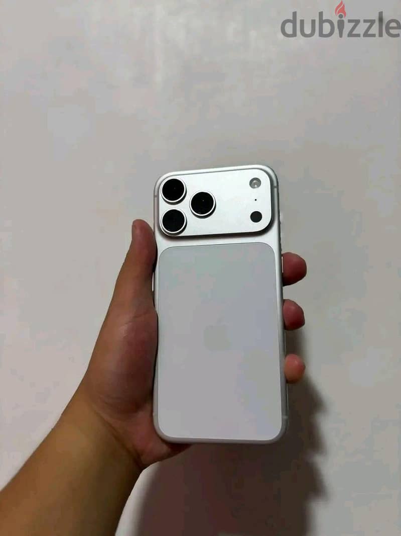 Apple - iPhone 17 Pro Max 1