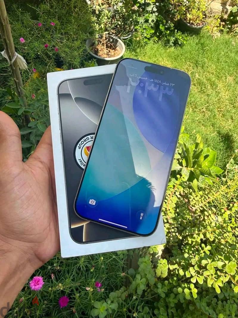 Apple - iPhone 16 Pro Max 1