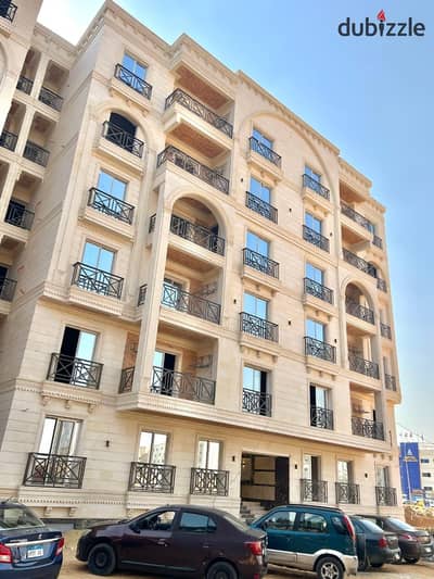 شقه 177م للبيع استلام فوري في كمبوند جرين سيتي GreenCity حدايق اكتوبر