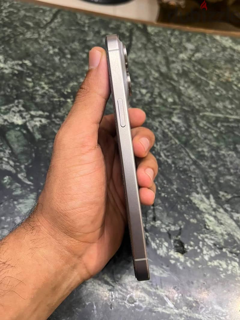 Apple - iPhone 15 Pro Max Dual SIM 2