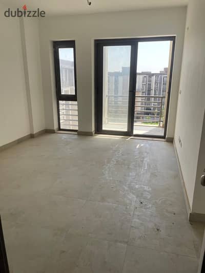 Quick sale: 76m² apartment in Madinaty’s prime B8 phase.