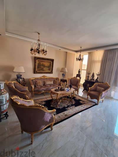 صالون موديل راقى جدا بحالة ممتازة  اللون طوبى