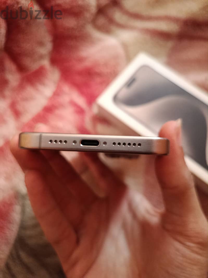 Apple - iPhone 15 Pro Max 5