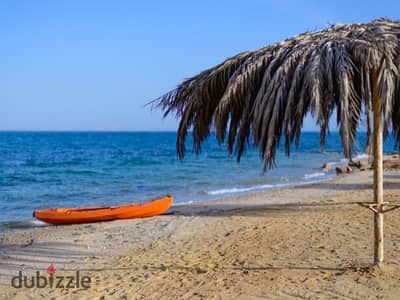 شاليه 100م متشطب للبيع في العين السخنه بمقدم 25% فقط و طريقه سداد مريحه