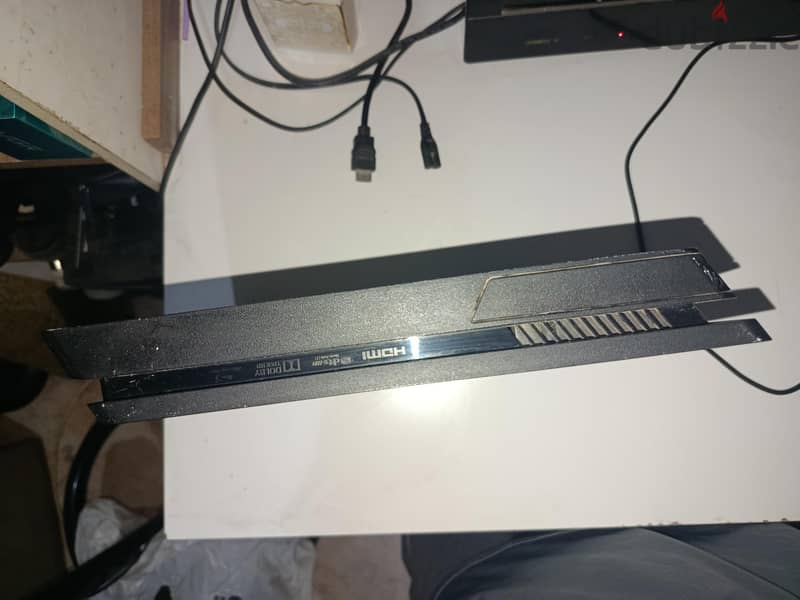 PS4 Slim 500GB 3