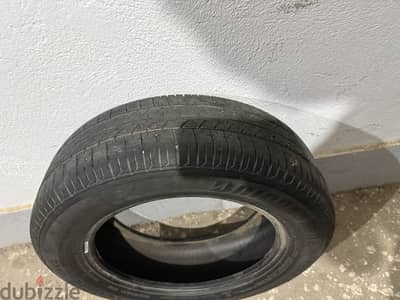 Bridgestone كاوتش مستعمل بحالة مقبولة