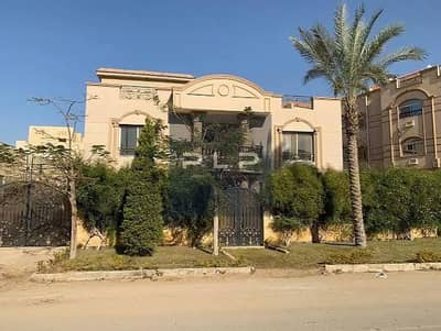 استلم فوري فيلا ستاند الون ريسيل في كمبوند باراديس التجمع الخامس Paradise Compound New Cairo