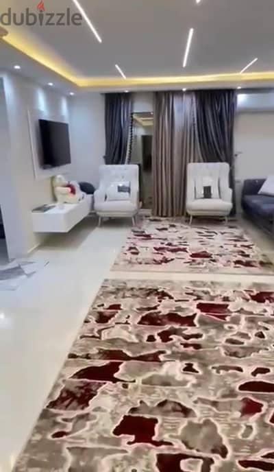 شقة قريبة من اللبينى فيصل الرئيسى