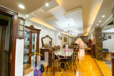 A Great Opportunity to Own a Luxury Apartment in Roushdy with a Master Bedroom