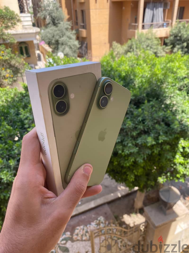 Apple - iPhone 17 2