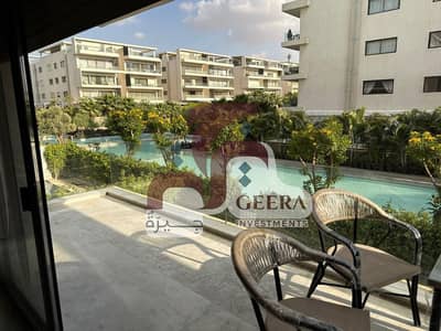 شقه للبيع في lake view res التجمع الخامس 3 غرف دور اول