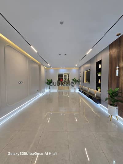 160 square meters old load equivalent to 185 square meters facade middle