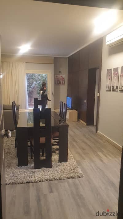 ستوديو أرضي بحديقة للبيع في ذا فيلدج بالم هيلز بموقع مميز