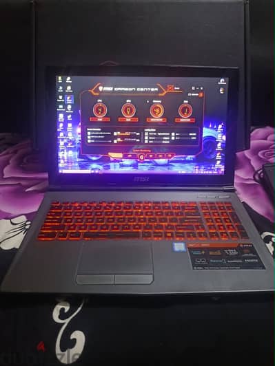 Msi GV62 i5 8th , GTX 1050Ti