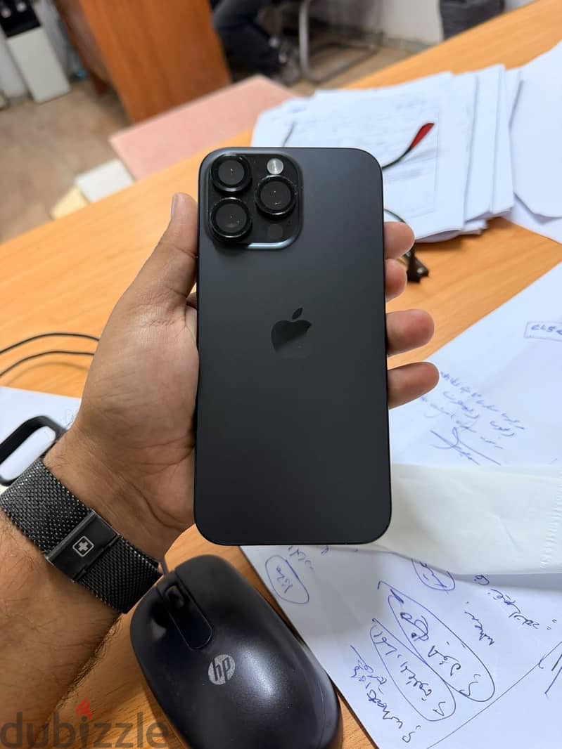 Apple - iPhone 16 Pro Max 1